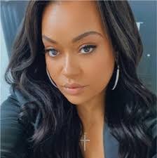 Nofar Dahan's Instagram, Twitter & Facebook