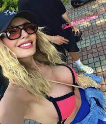 Hande sarıoğlu - HD Porn Pics