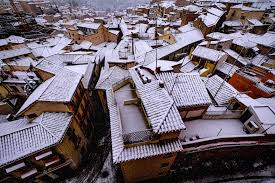 Et sur leurs étals, les couteaux sont. La Tempete Filomena Recouvre L Espagne De Neige Photos Le Soir