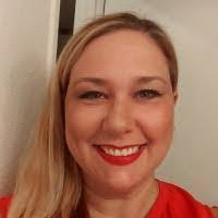 Julie Perman's Instagram, Twitter & Facebook