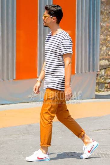 A collection of men's outfits with orange pants that look great in summer!  | Men's Fashion Media OTOKOMAE