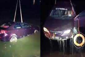 Buka bonet hadapan dan perhatikan condenser fan berpusing atau tidak. Sumbat Anak Tiri Dalam Bonet Nak Pergi Tesco Kantoi Di Roadblock Pkp Wapcar