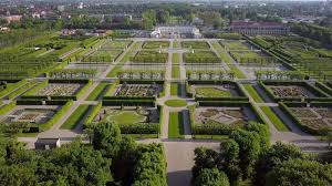 Hannover Bietet Seinen Bewohnern Eine Grosse Grune Lunge Vom Stadtwald Eilenriede Uber Die Herrenhauser Garten Bis Zu Den 20 0 Grune Lunge Grosse Hauser Reisen