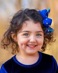 Her smile lights up rooms without even trying too hard. ❤️😍