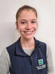 Emily Hibbert's Instagram, Twitter & Facebook