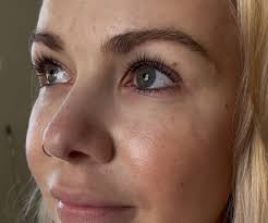 This human! Got to visit @agencehairstudio this morning and give the  gorgeous @taylorweisshair a lash lift and tint. ✨ What a pleasure, thank  you friend ✨