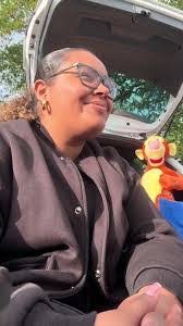 Shona Hill's Instagram, Twitter & Facebook