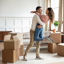 Einweihungsgeschenke sind passende geschenke zur einweihung von wohnung, haus, restaurant oder geschäft. Was Schenkt Man Zum Einzug Die Schonsten Geschenkideen Brigitte De