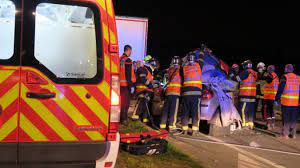 Check spelling or type a new query. Lauwin Planque Le Chauffeur De L Accident Survenu Ce Week End Et Sa Compagne Sont Decedes