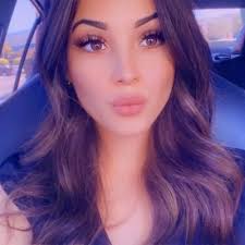 Rachel Holt (@raeroe4)