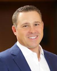 Papa Johns en LinkedIn: Papa Johns CEO Rob Lynch wins IFMA Silver Plate  Award