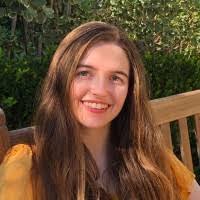 Amanda Sussman's Instagram, Twitter & Facebook