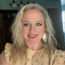 Happy New Years from Pop's grandaughter (Jason's sister) and sports  reporter KETK Reagan Roy for KETK NBC out of Tyler, Tx! Pop wanted to get  out of the house today for a