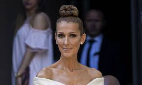 Celine dion / концерт селин дион в москве. Celine Dion Stuns In A Figure Hugging Catsuit And Fans Go Crazy Hello
