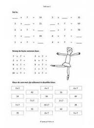 Disguised as an art project, your child will color his way to better knowledge of his times tables! 7 Ideeen Over Keersommen Kleurplaat Tafels Oefenen Tafel Leren Werkbladen
