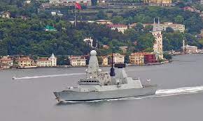 Discover the vessel's particulars, including capacity, machinery, photos and ownership. British Hms Defender And Dutch Hnlms Evertsen Enter The Black Sea After A Port Visit In Sarayburnu Istanbul Royalnavy Type 45 Daring Class Destroyer Hmsdefender And Kon Marine De Zeven Provincien Class Frigate Hnlms Evertsen