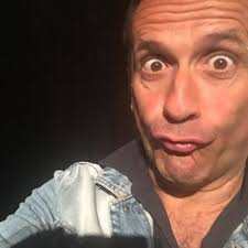 Uccio de santis, all'anagrafe gennaro de santis (bari, 12 settembre 1965), è un attore, comico e cabarettista italiano. Uccio De Santis Ucciodesantis Age Birthday Wiki And Biography