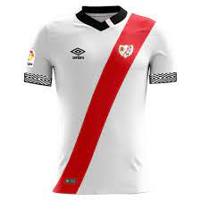 Rayo vallecano is playing next match on 29 aug 2021 against granada in laliga.when the match starts, you will be able to follow rayo vallecano v granada live score, standings, minute by minute updated live results and match statistics.we may have video highlights with goals and news for. Umbro Rayo Vallecano Heimtrikot 20 21 T Shirt Weiss Goalinn