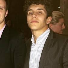 Edoardo Covacich (@EdoardoCovacich)