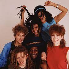 The band comprised annie ruddock (b. Amazulu