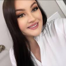 Growing up in Corpus Christi waking up for school was like “Hola, this is  Carmen I believe we were disconnected” HOT Z95 😂💀😭