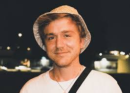 Devon Mcfarland's Instagram, Twitter & Facebook