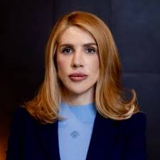 Holly Connor 🇺🇸🇺🇦 (@hollyjoconnor)