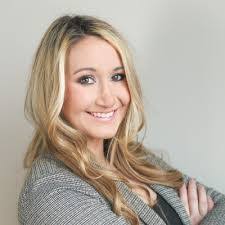 Carrie Meier's Instagram, Twitter & Facebook