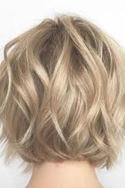 The beachy, wavy hairstyles of your dreams—and how to copy them. Pin By Rita Herman On Frisuren Short Hair Waves Bob Hairstyles Wavy Bob Haircuts