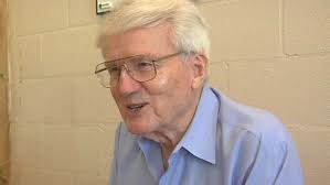 Paul Dietzel, only coach to lead USC to football conference championship,  dies at 89