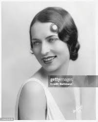 956 ? Moorehead Photos & High Res Pictures