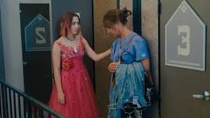 Последние твиты от lady bird (@ladybirdmovie). Review Greta Gerwig S Lady Bird Is A Coming Of Age Movie So Real You Won T Believe It S Fiction Los Angeles Times