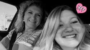 Maggie Buckner (@maggiebuckner_)