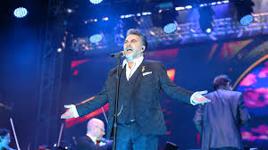 Conmemora Mijares 90 años de la UANL con un concierto sinfónico - Vida Universitaria - Universidad Autónoma de Nuevo León