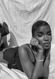 Eva Apio On Twitter Photoshoot Themes Self Portrait Photography Cute Poses For Pictures