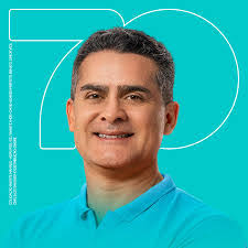 David Almeida's Instagram, Twitter & Facebook