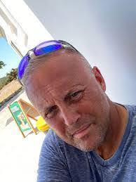 Alyssa Vandegrift's Instagram, Twitter & Facebook