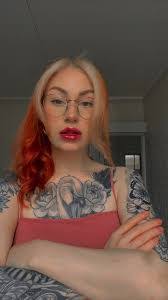 Ginger Mills's Instagram, Twitter & Facebook