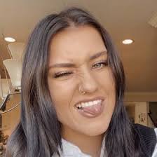 Madison Noelle Webb (madisonnoelle99)