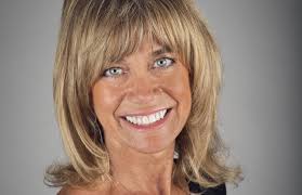 Toni Erickson's Instagram, Twitter & Facebook