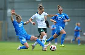 And as well as finding out they are victors of the german league, wolfsburg were also informed this week that the champions league will resume in august. Flyeralarm Is New Title Sponsor Of Frauen Bundesliga News Sportcal