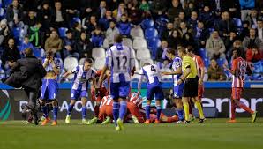 Afp march 4, 2017 7:24am atletico madrid's. Watch Fernando Torres Get Knocked Out As He Lands On His Head After An Aerial Duel In La Liga Clash Ibtimes India