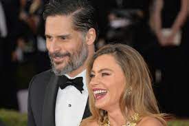 The actress & model is dating nick loeb, her starsign is cancer and she is now 49 years of age. Sofia Vergara Und Joe Manganiello Zum Funften Hochzeitstag Gibt S Ein Familienpicknick Brigitte De