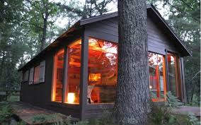 However, stop looking any further, as we collect the most beautfiul hunting cabins from aroudn the globe! 15 Airbnb Cabin Rentals In Michigan That Make Perfect Summer Fall And Winter Getaways Grkids Com