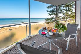 Bis zu 2 hunde sind bei uns herzlich willkommen und dürfen sich gerne im erdgeschoss des hauses und im komplett eingezäunten garten frei bewegen. Urlaub In Niendorf Ostsee Seelust Appartements
