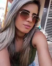 Iris Lopes (@irislopes2105) • Instagram photos and videos