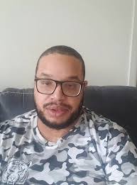 Leroy Barry's Instagram, Twitter & Facebook