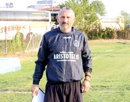 pieriasport.gr - Νέος προπονητής ο Ηλίας Μποταΐτης στον Ερμή Εξοχής Λύση συνεργασίας με Στέφανο Ζαλίκα και Κώστα Κατσιαμήτα Δεν άφησαν να περάσει έτσι το αποτέλεσμα της προηγούμενης αγωνιστικής οι άνθρωποι του συλλόγου