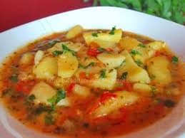 În total, volumul lichidului din oala cu gulaș trebuie să fie cam de 4 litri, să fie toate bine acoperite. Retete Prajituri Mancare Rome Food Veg Dinner Recipes Meat Free Recipes