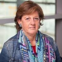 900+ "Edna &" profiles